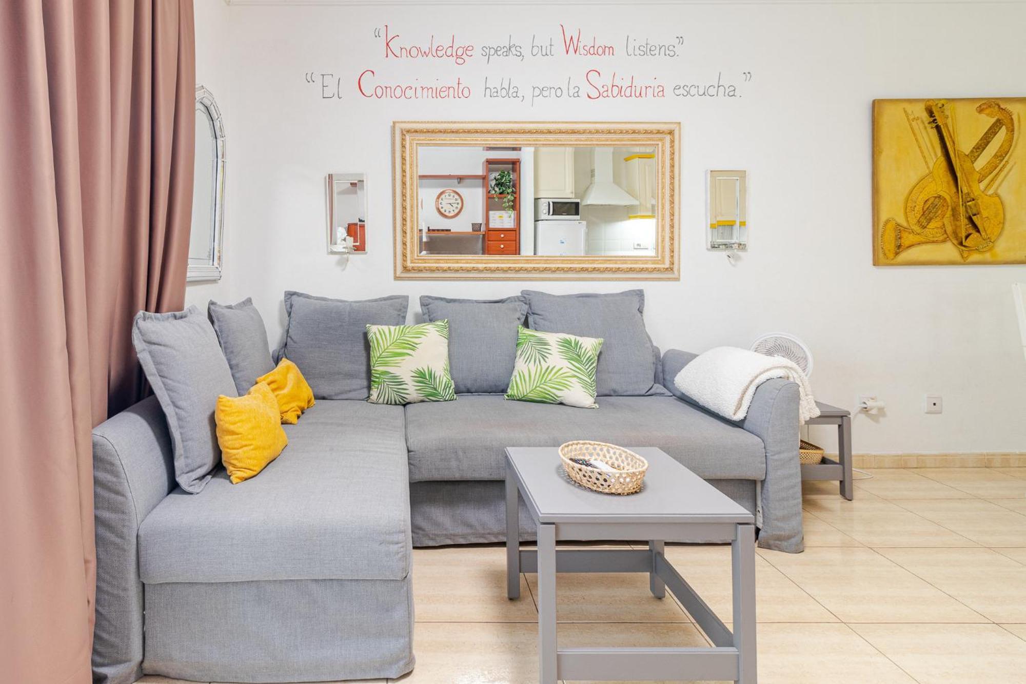 Appartement Flatguest - Flat With Art