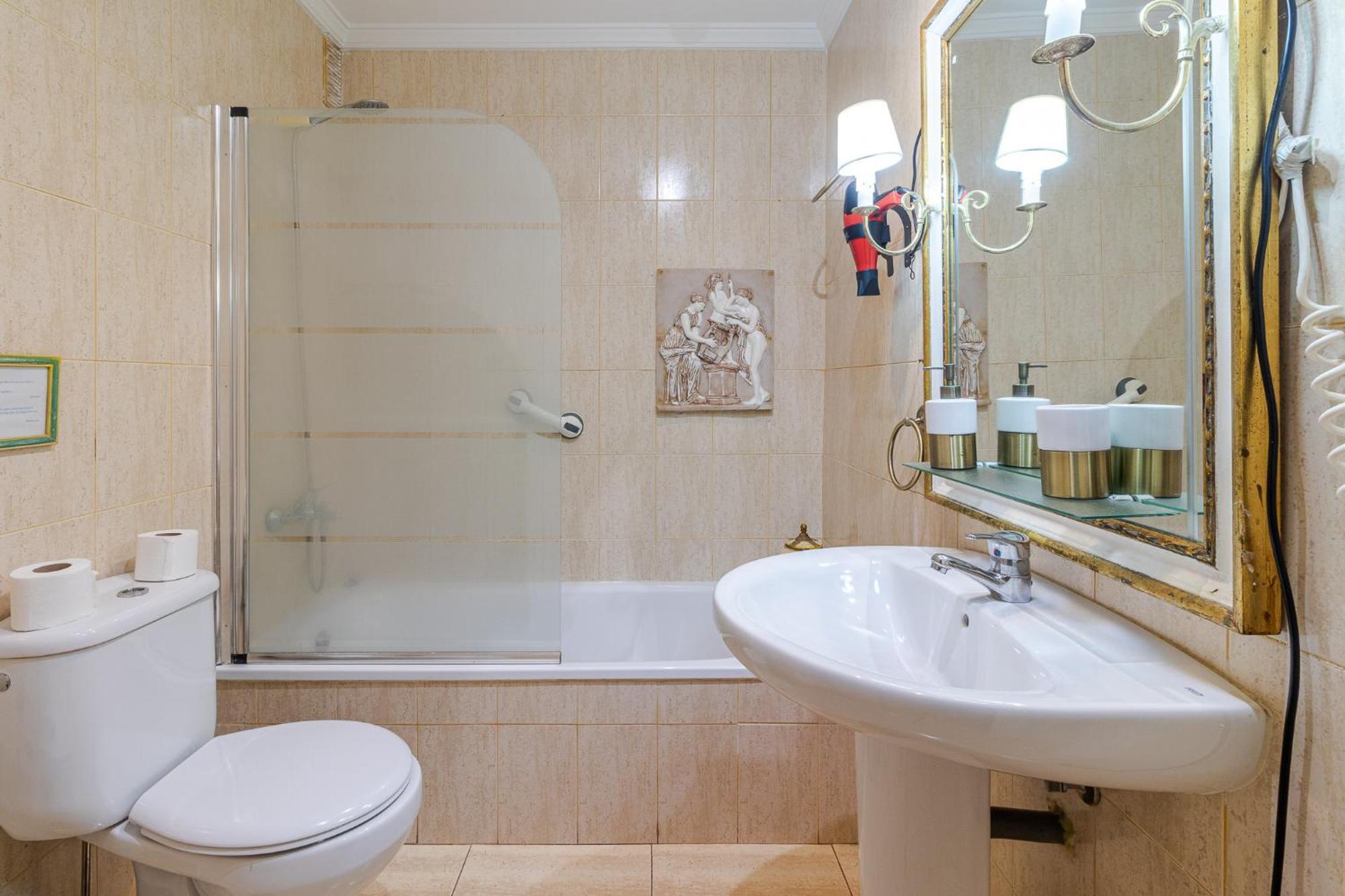 Appartement Flatguest - Flat With Art *